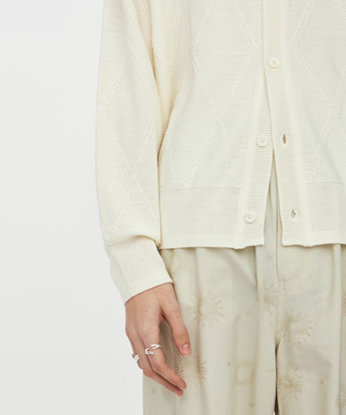 유스(YOUTH) Fringe Knit Collar Cardigan - Ivory