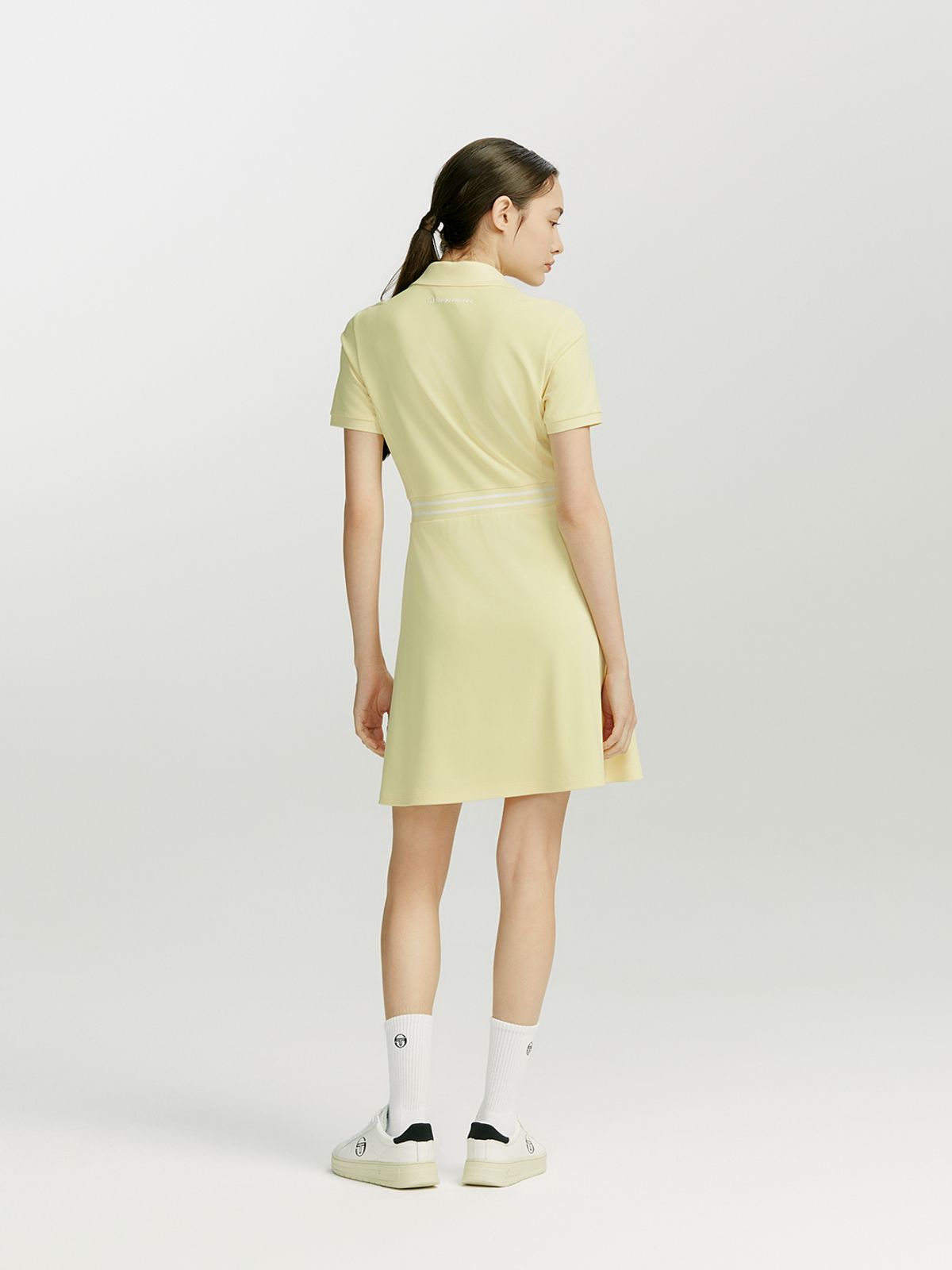 세르지오 타키니(SERGIO TACCHINI) W 에센셜 피케 카라브이넥 반팔 드레스 (Yellow)