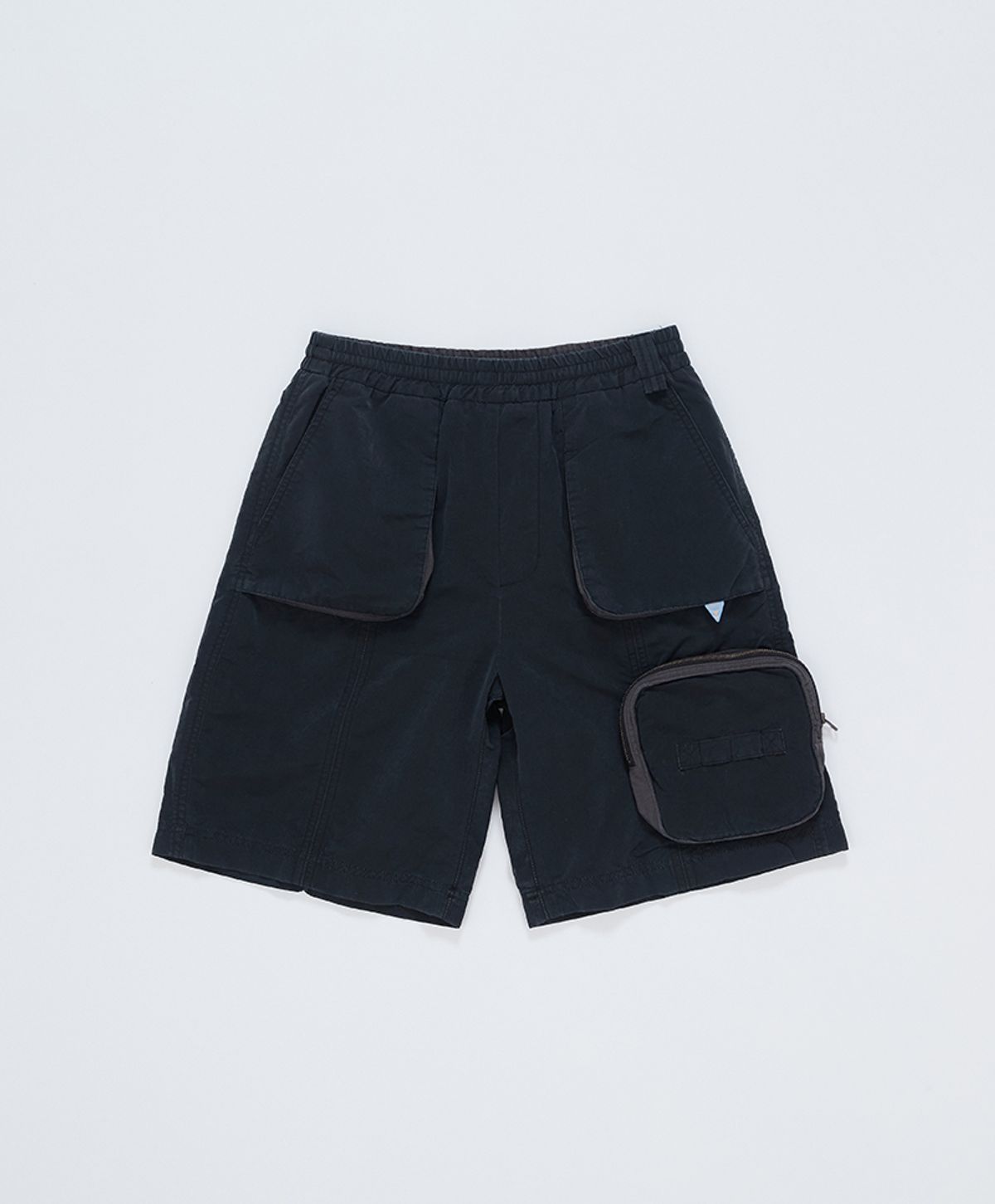 누크피터(NUUKFITTER) PIGMENT WASHING SHORTS [BLACK]