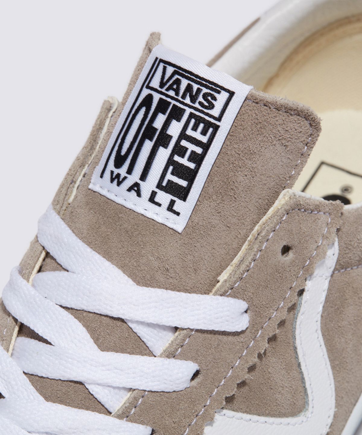 반스(VANS) 스포츠 로우 - 카키:화이트 / VN000CTDKHW1