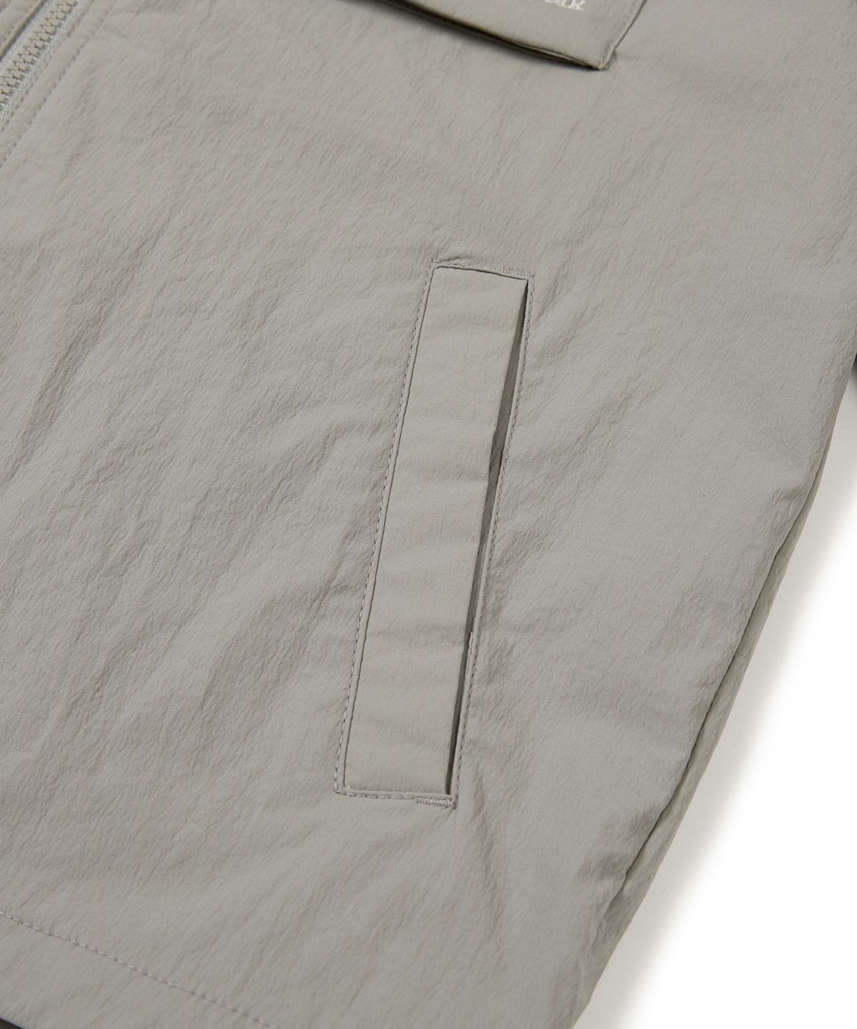 스노우피크 어패럴 키즈(SNOWPEAK APPAREL KIDS) 키즈 루트 아웃포켓 바람막이 Fog Gray (S24MKRWB80)