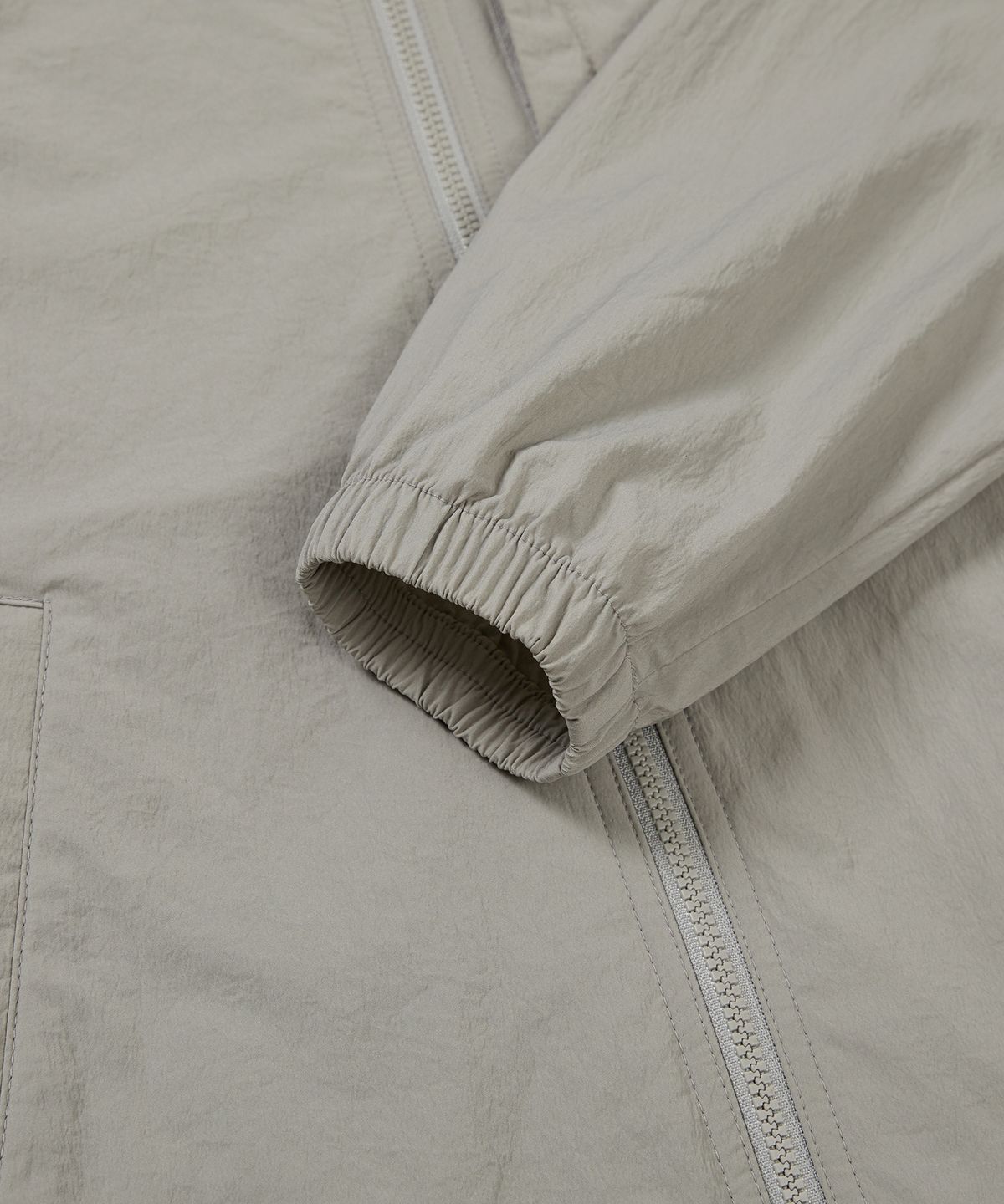 스노우피크 어패럴 키즈(SNOWPEAK APPAREL KIDS) 키즈 루트 아웃포켓 바람막이 Fog Gray (S24MKRWB80)