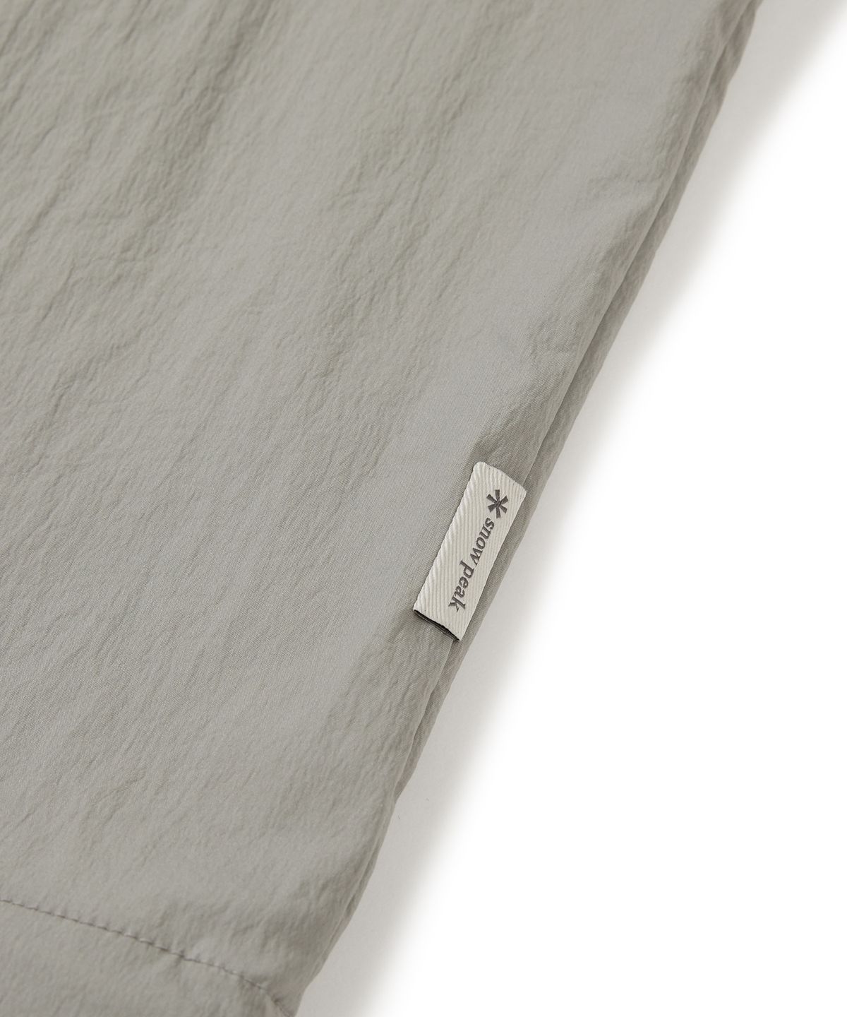 스노우피크 어패럴 키즈(SNOWPEAK APPAREL KIDS) 키즈 루트 아웃포켓 바람막이 Fog Gray (S24MKRWB80)