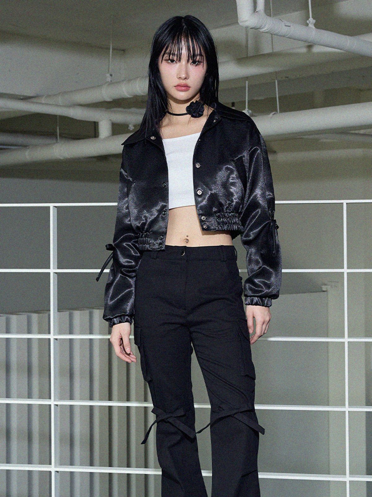 아이토브 서울(ITOV SEOUL) 새틴 스타디움 점퍼 BK