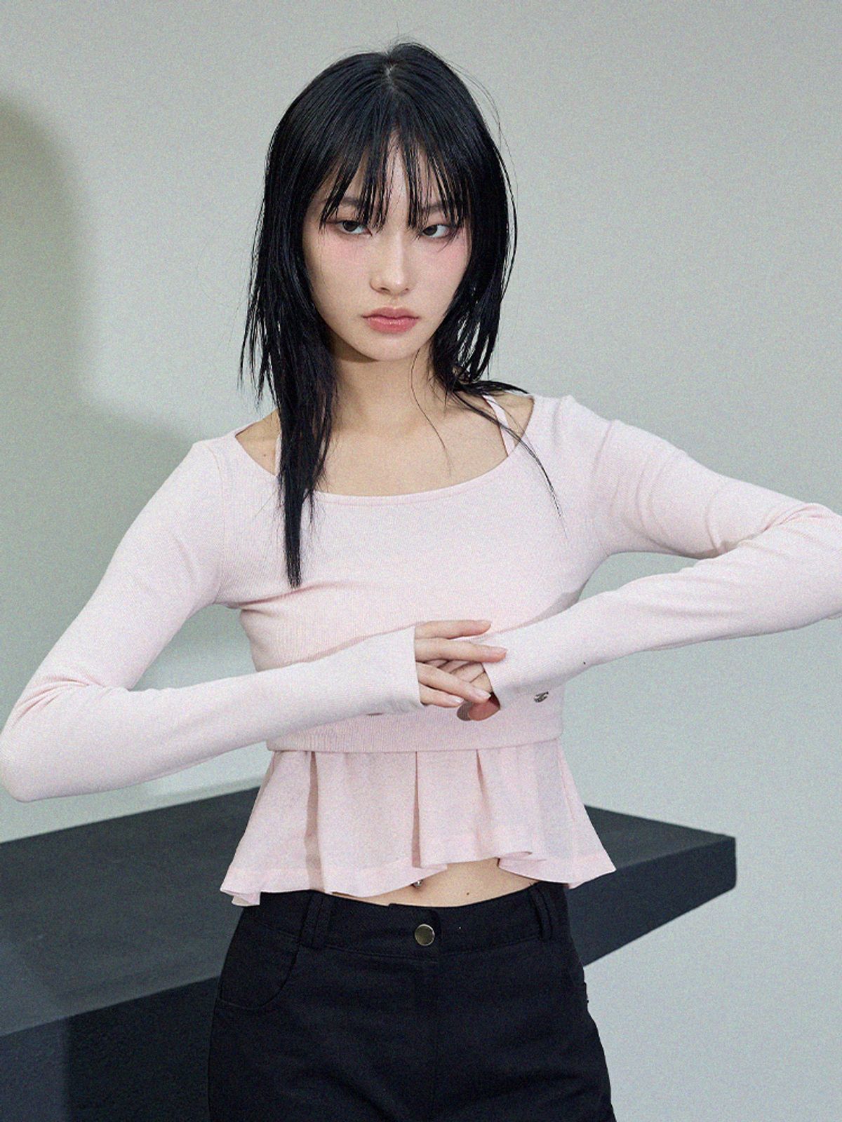 아이토브 서울(ITOV SEOUL) 레이어드 크롭 티셔츠 PK