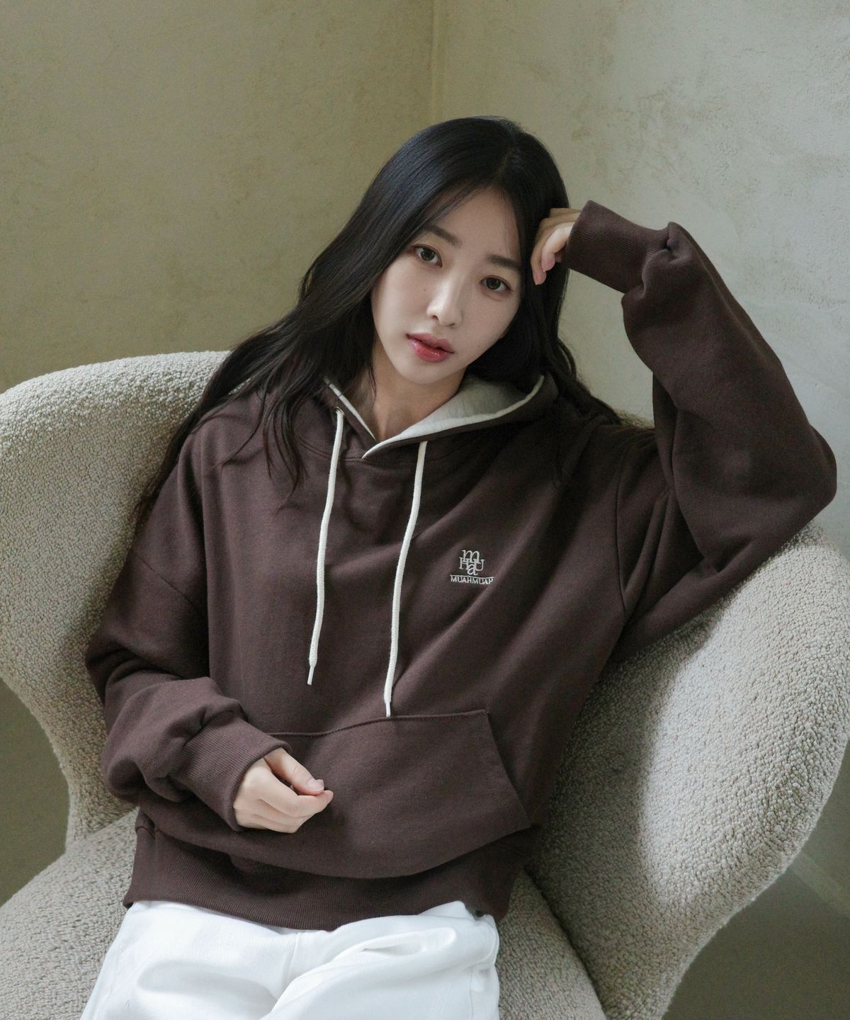 무아무아(MUAHMUAH) [쭈리/기모] 스티치 콤비 후디 [6color]