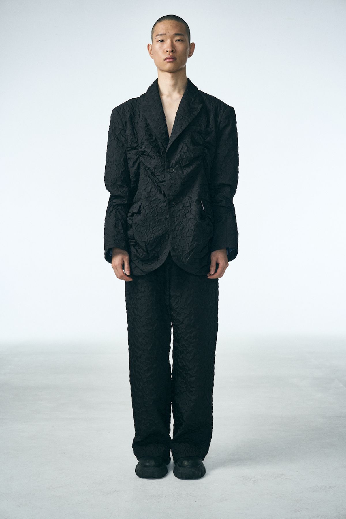 페노메논시퍼(PHENOMENON SEEPER) SHIRRING RAINDROP JACKET_BLACK