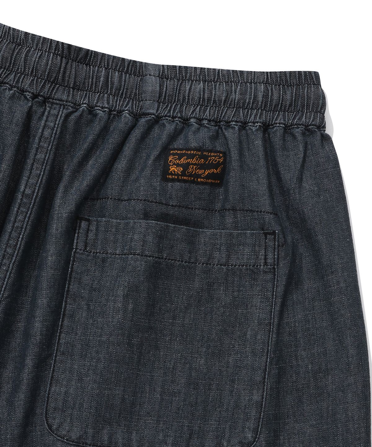 컬럼비아 유니버시티(COLUMBIA UNIVERSITY) SL-LABEL LOOSE-FIT DENIM PINTUCK PANTS 블랙데님