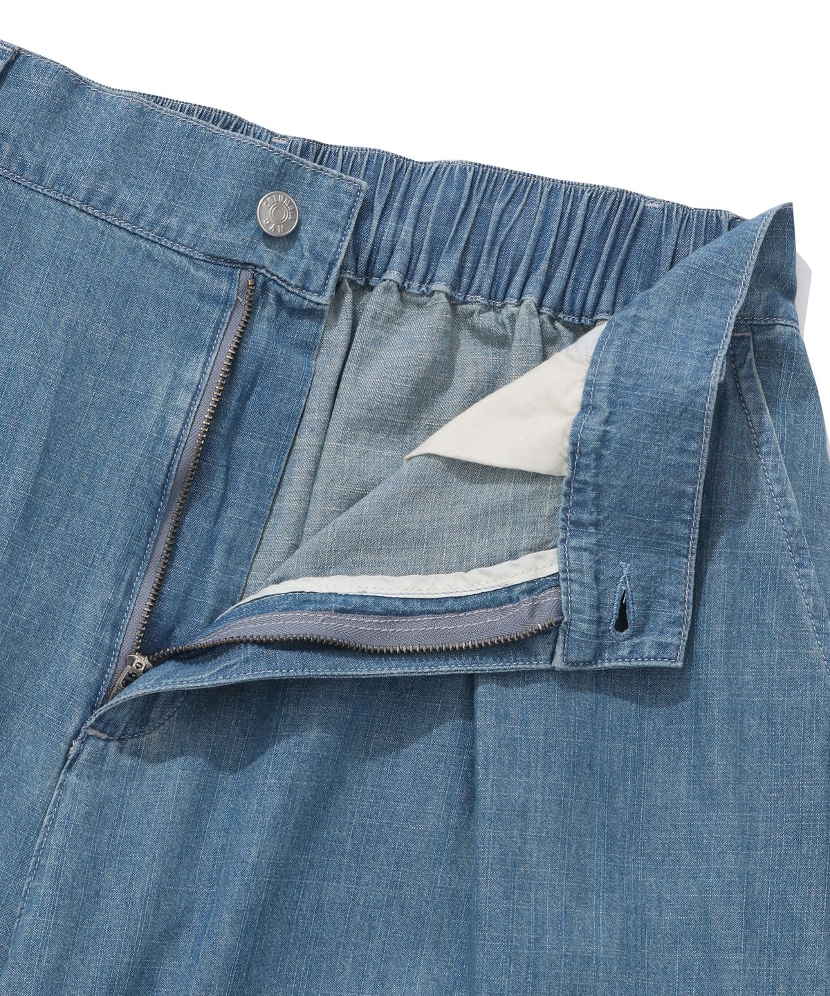 컬럼비아 유니버시티(COLUMBIA UNIVERSITY) SL-LABEL DENIM WIDE FIT BALLOON PANTS 라이트데님