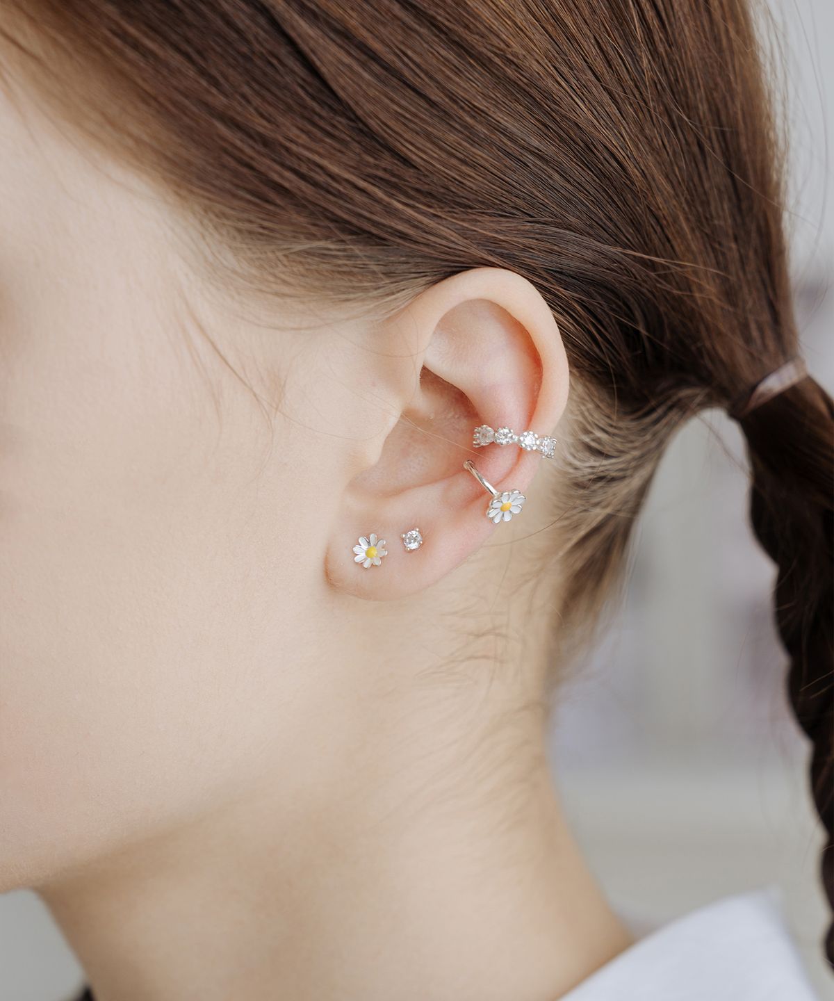 스칼렛또(SCALETTO) WIL103 White Cubic Earcuff