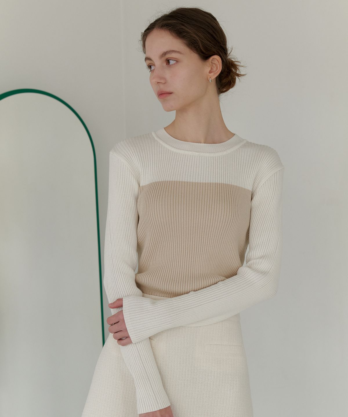 엽페(YUPPE) LINE GOLGI KNIT_BEIGE