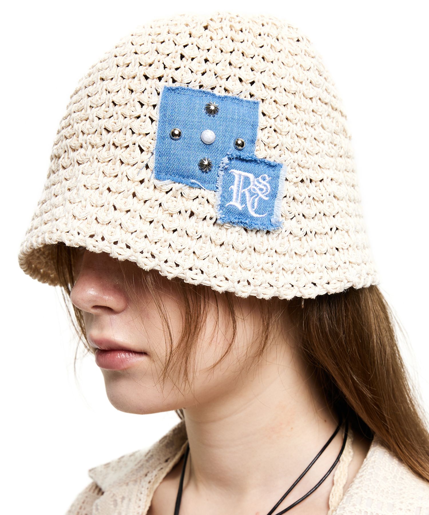 RSSC★韓国★人気★男女兼用★RIVET PATCHED KNIT BUCKET HAT MUSINSA | RSSC RIVET PATCHED KNIT BUCKET HAT - IVORY