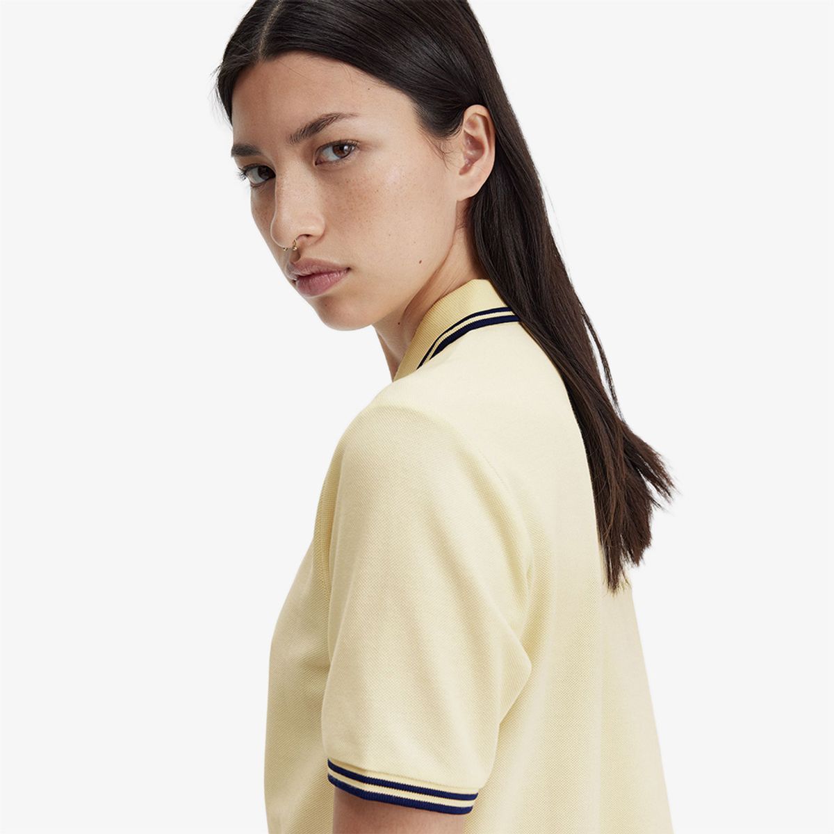 프레드페리(FRED PERRY) [G3600] 여성 트윈 팁 프레드페리 셔츠 - 아이스크림/프렌치네이비 AFPF2413600-U80