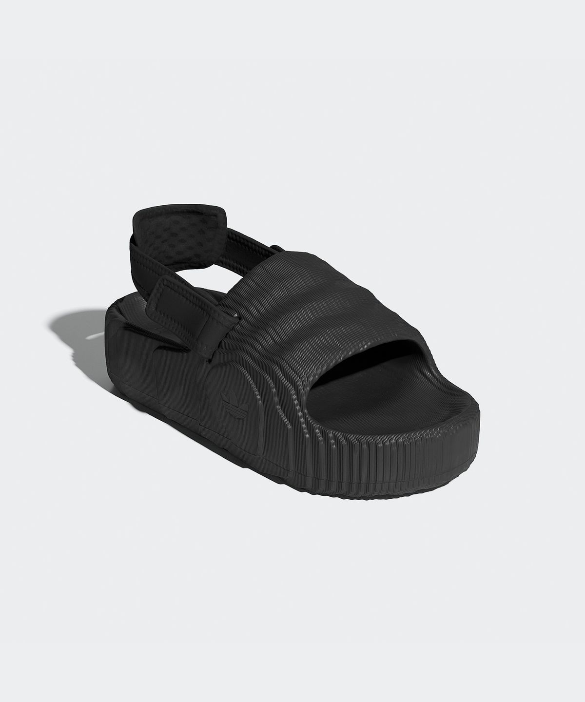 아디다스(ADIDAS) 아딜렛 22 XLG - 블랙 / IE5649