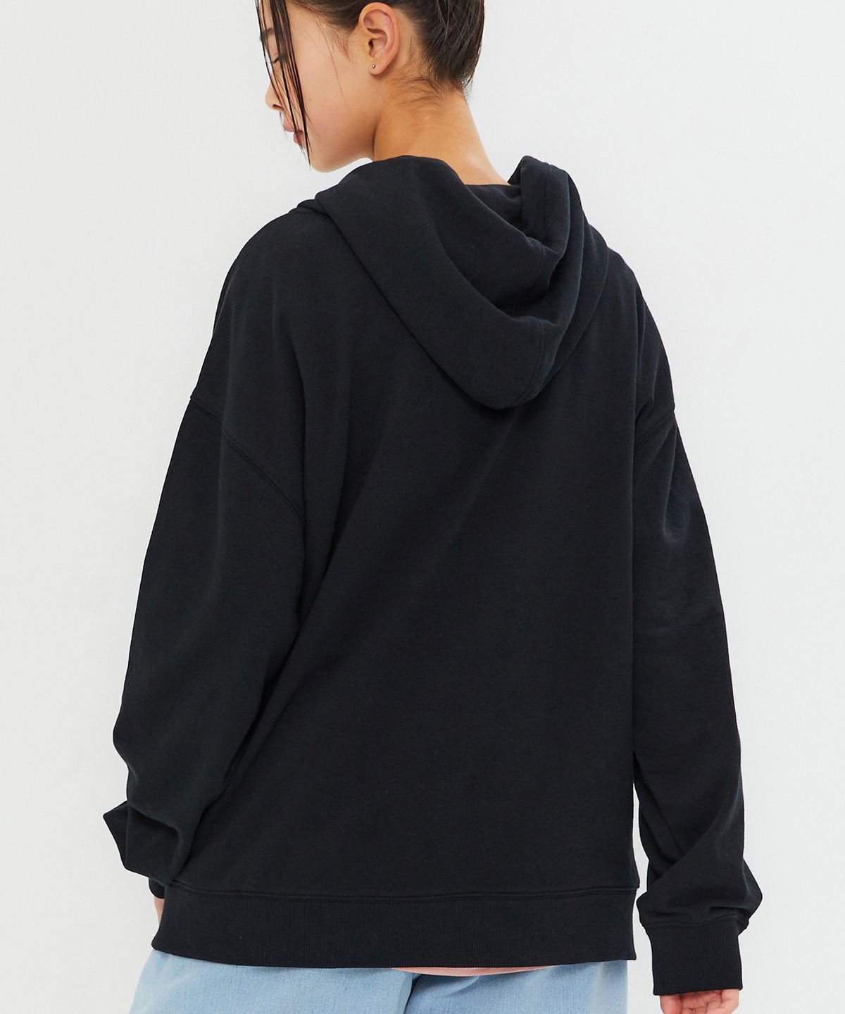 쿨트(KULTE) KULTE LAUREL LOGO HOODY BLACK