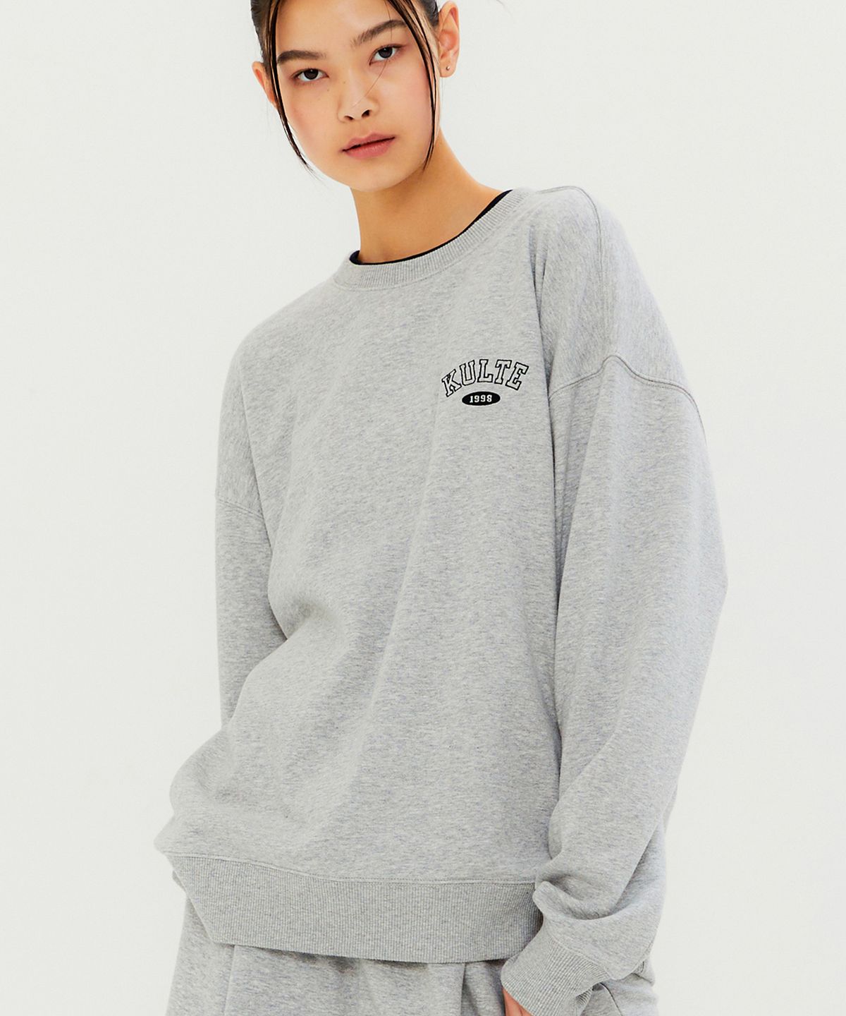 쿨트(KULTE) KULTE ARCH CREWNECK M.GREY