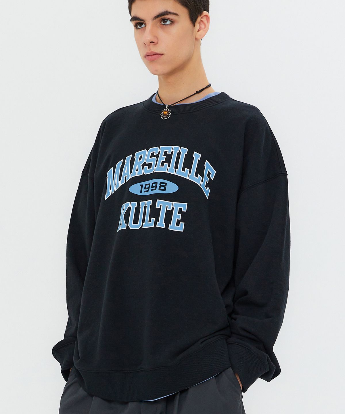 쿨트(KULTE) M-COLLEGE CREWNECK BLACK