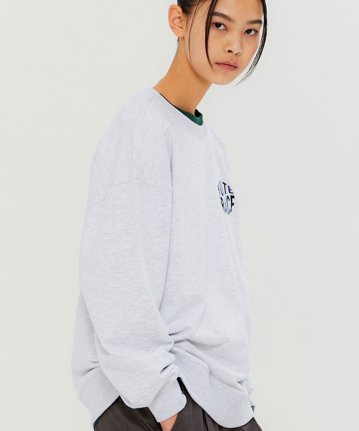 쿨트(KULTE) WAVE LOGO CREWNECK L.MELAGE
