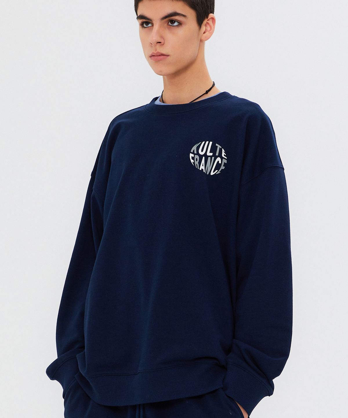 쿨트(KULTE) WAVE LOGO CREWNECK NAVY