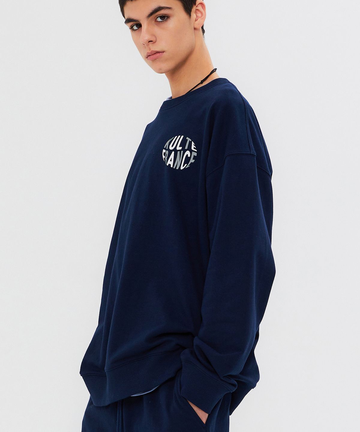 쿨트(KULTE) WAVE LOGO CREWNECK NAVY