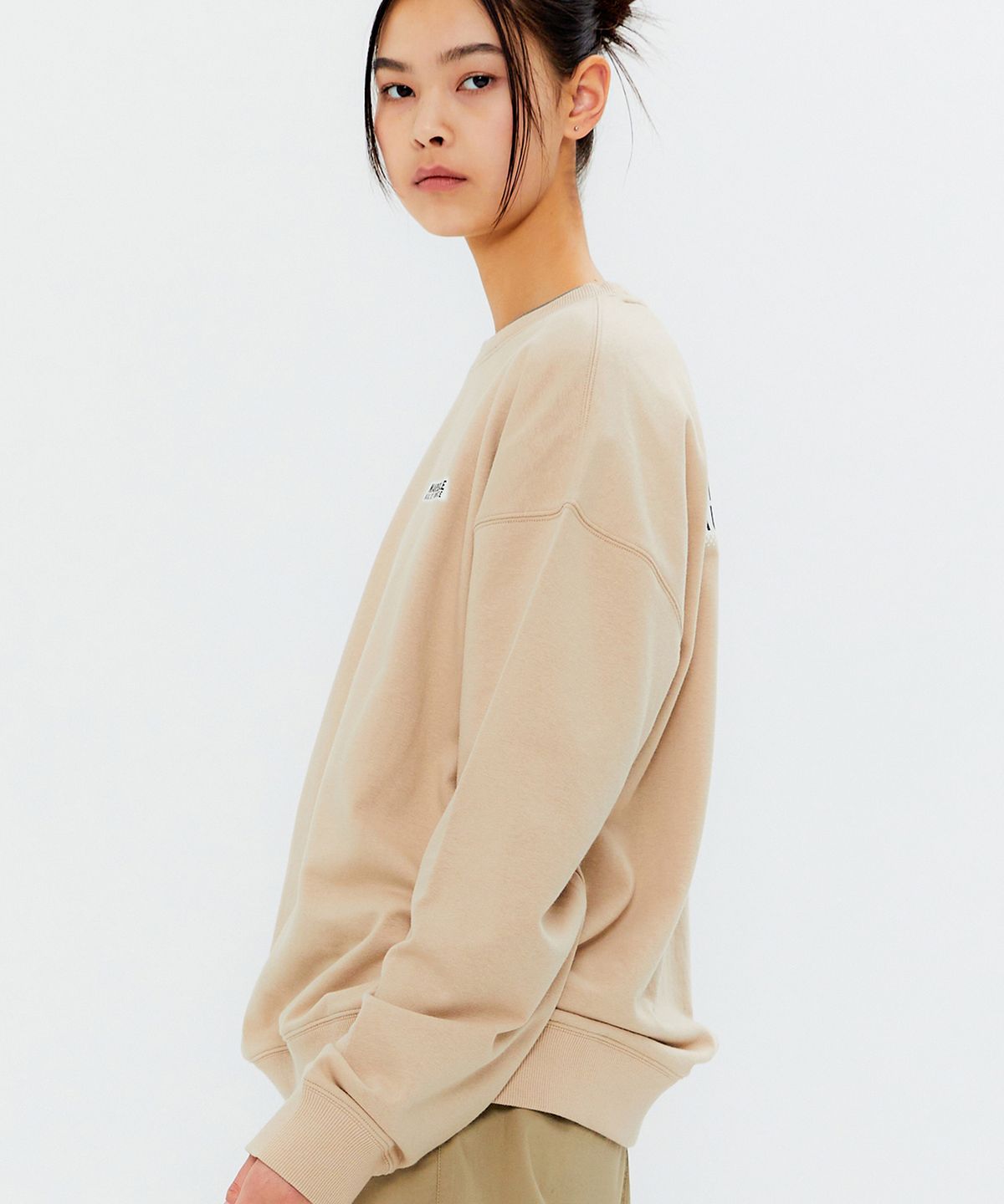 쿨트(KULTE) UV STAMP CREWNECK L.BEIGE