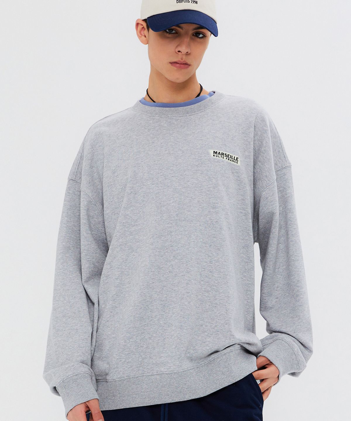 쿨트(KULTE) UV STAMP CREWNECK M.GREY