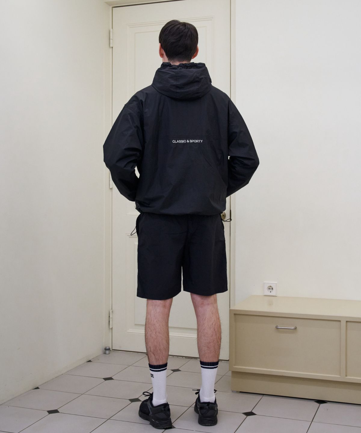 아페고 스포츠(APEGO SPORTS) Mini Rip Windbreaker Black
