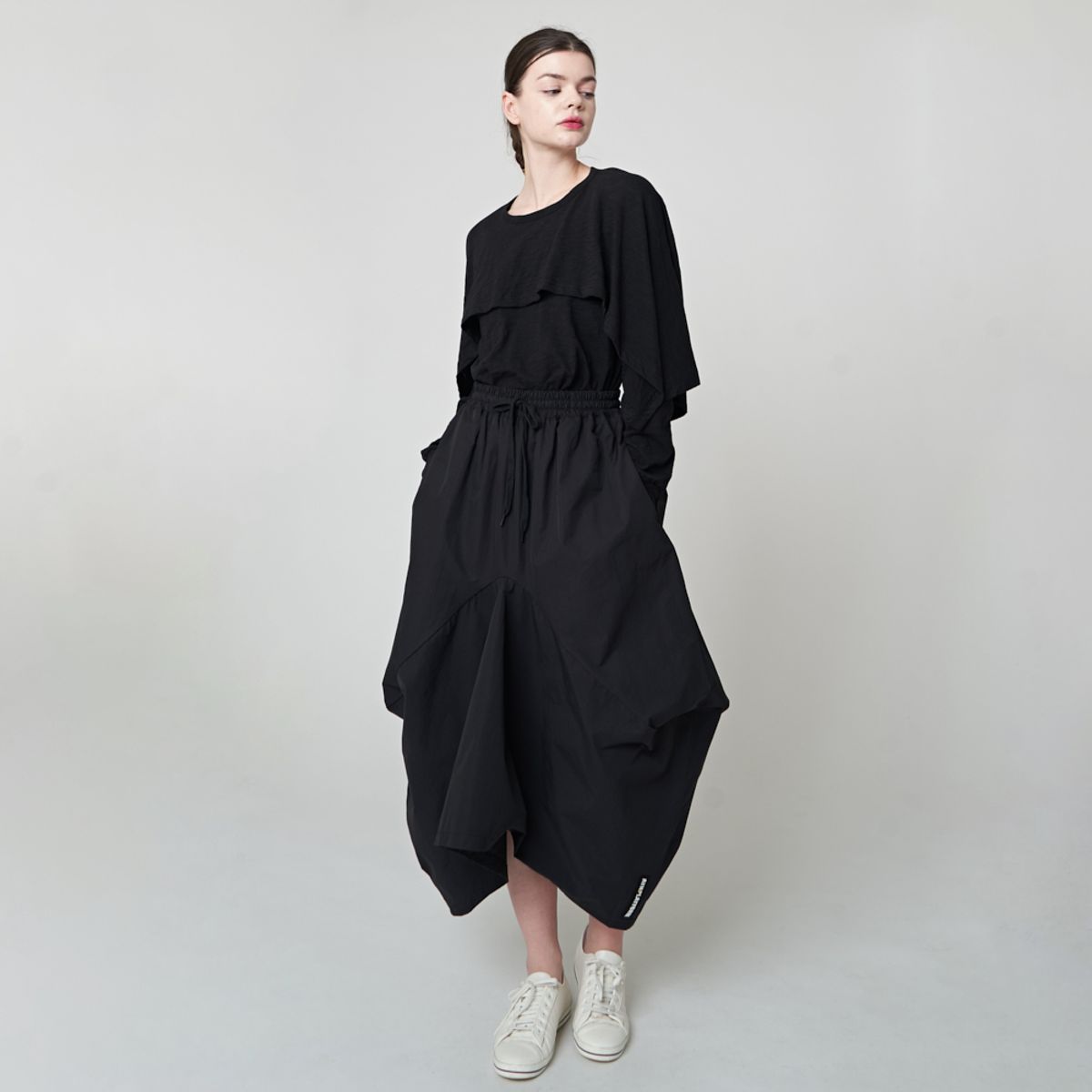 애스플래폼(ATHPLATFORM) AW41TL05 더블 레이어 스웨츠_블랙