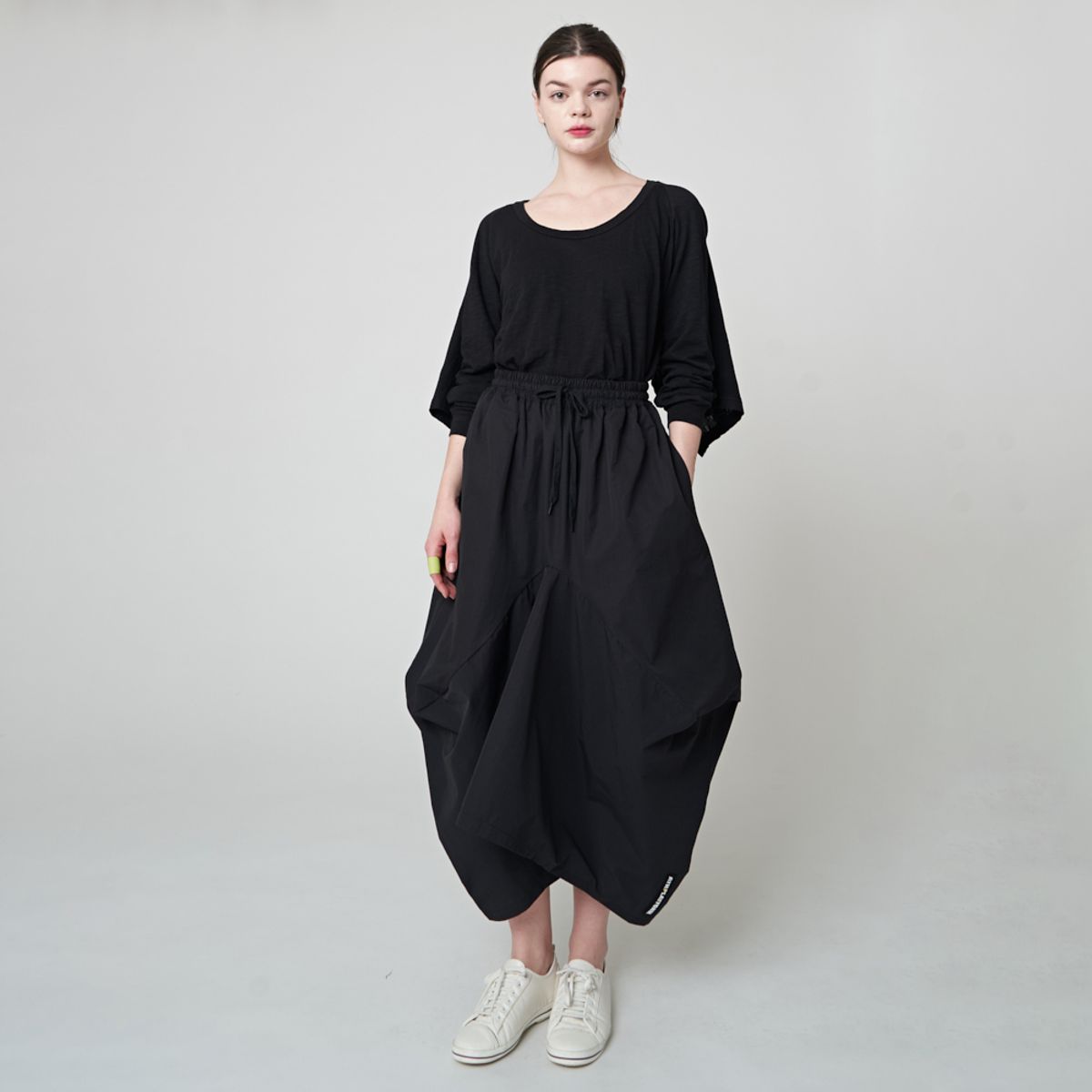 애스플래폼(ATHPLATFORM) AW41TL05 더블 레이어 스웨츠_블랙