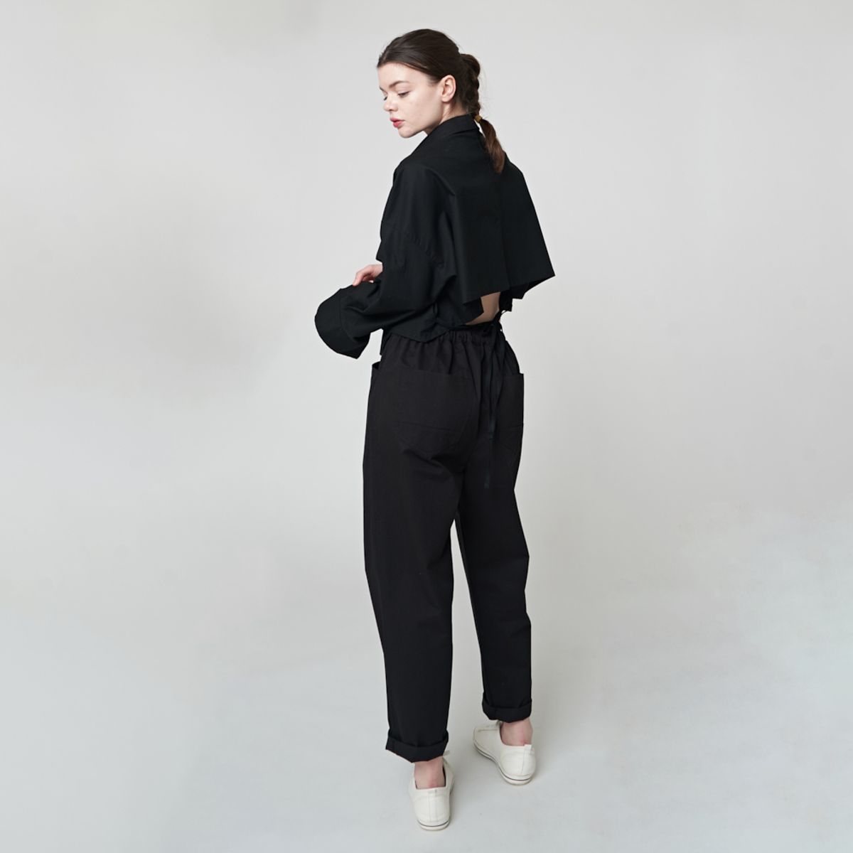 애스플래폼(ATHPLATFORM) AU41PT04 원 턱 배기 팬츠_블랙