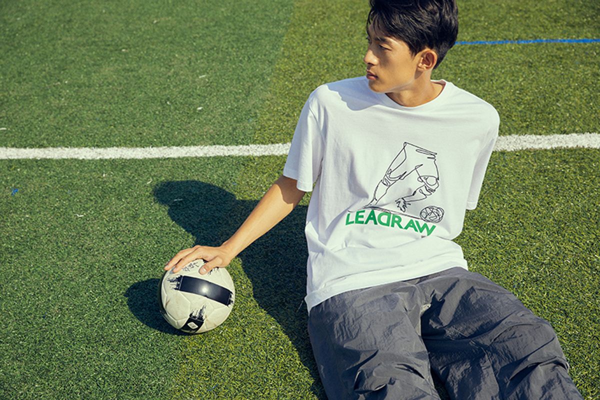 리드로(LEADRAW) Triunfo 드리블 티셔츠 _ 화이트