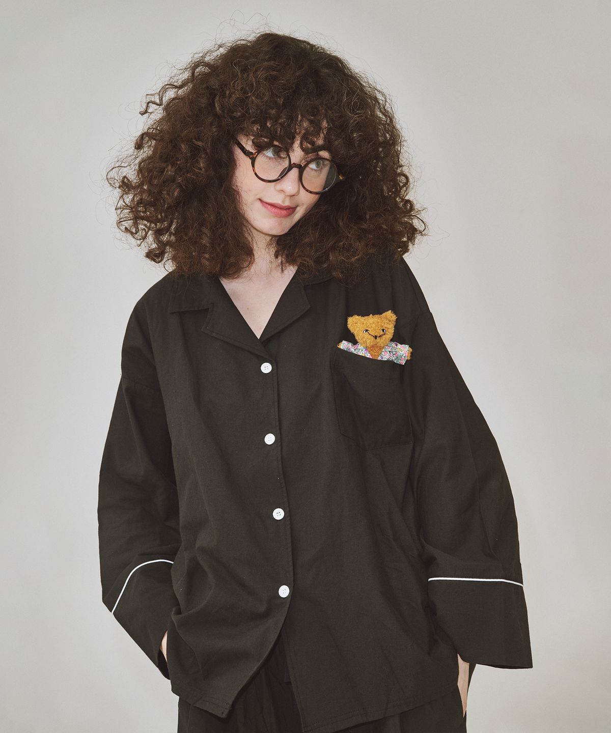 오끼뜨(OGGITT) (uni)도미토리 파이프 파자마 블랙