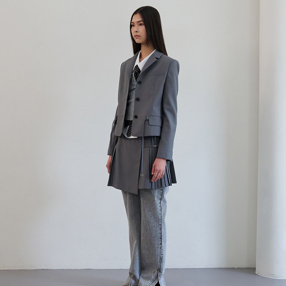 엘씨디씨티엠(LCDC™) THREE BUTTON BELTED BLAZER