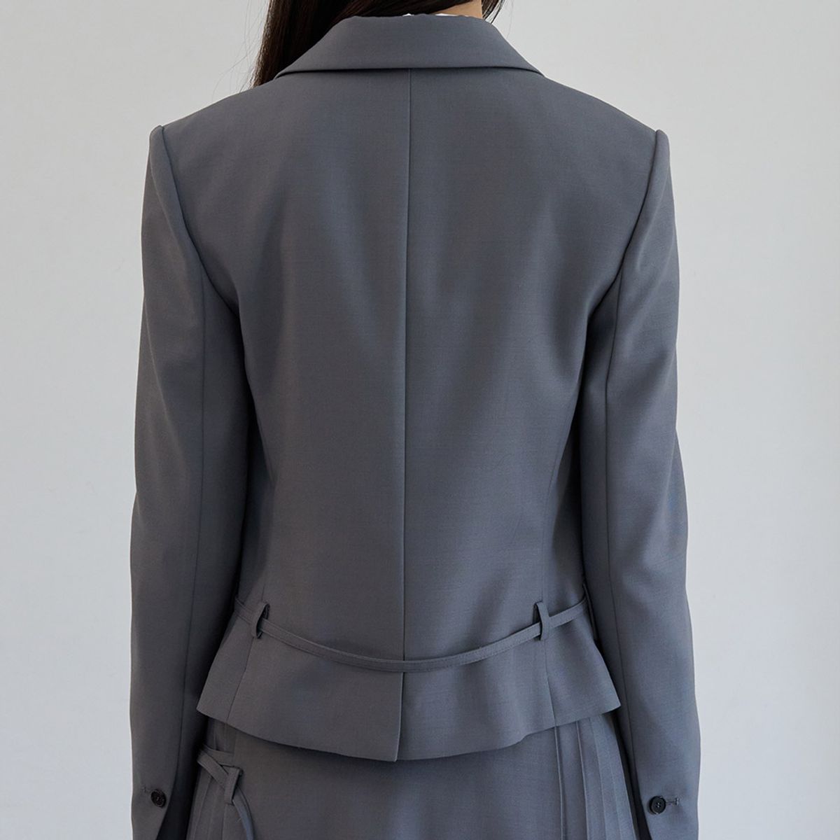 엘씨디씨티엠(LCDC™) THREE BUTTON BELTED BLAZER