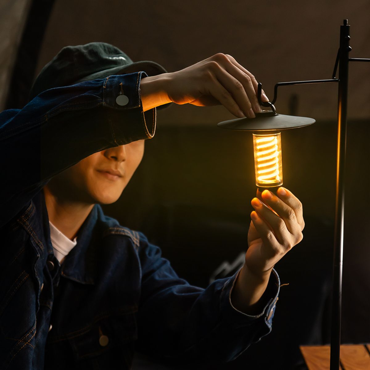 레토(LETO) 듀얼 라이트 LED 캠핑랜턴