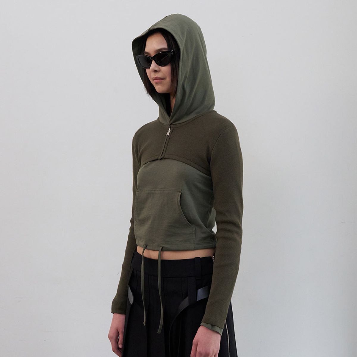 엘씨디씨티엠(LCDC™) ZIP-FRONT CROPPED BOLERO