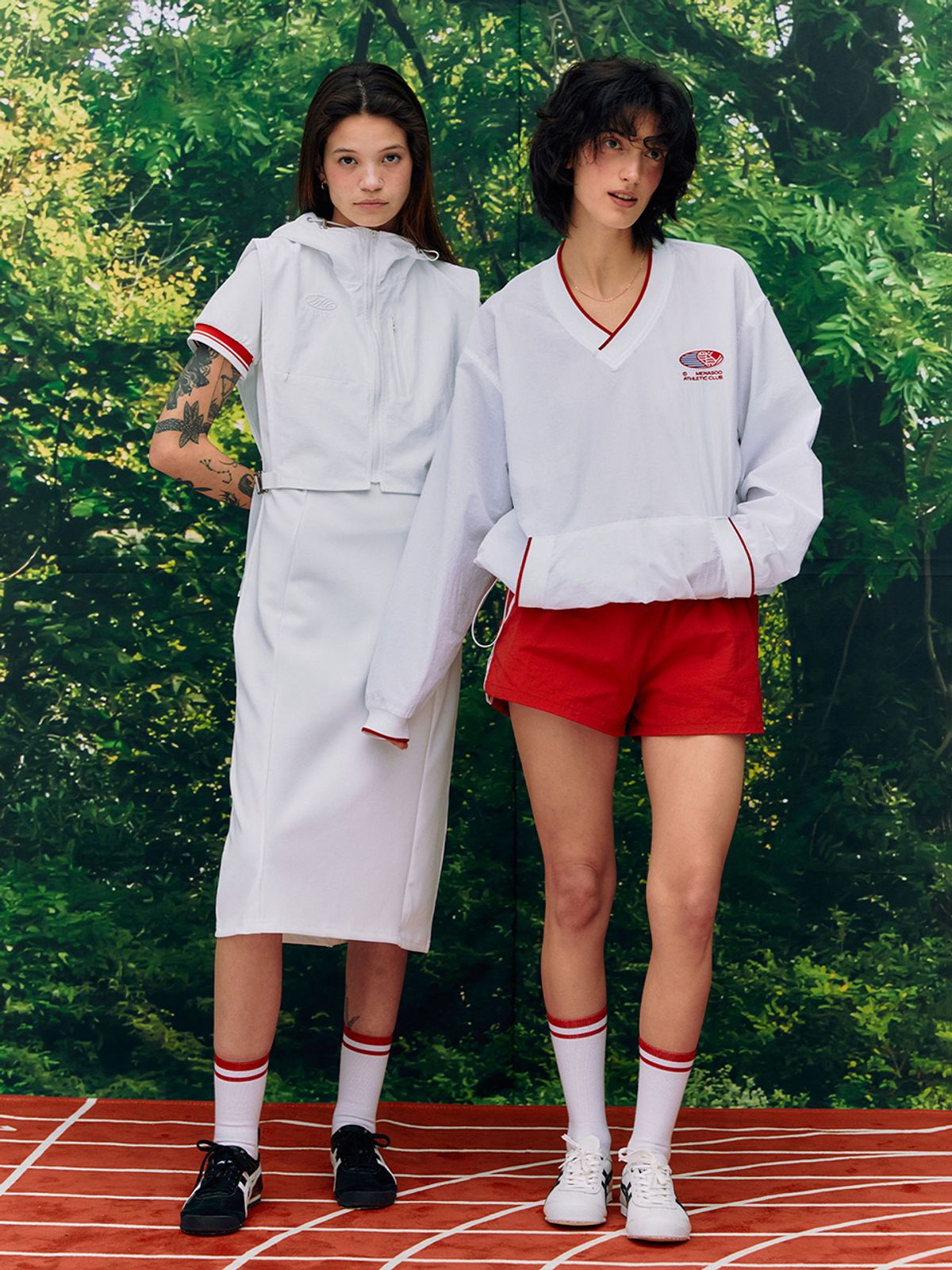 미나수(MENASOO) HEARTTRACK VNECK NYLON ANORAK JACKET_WHITE