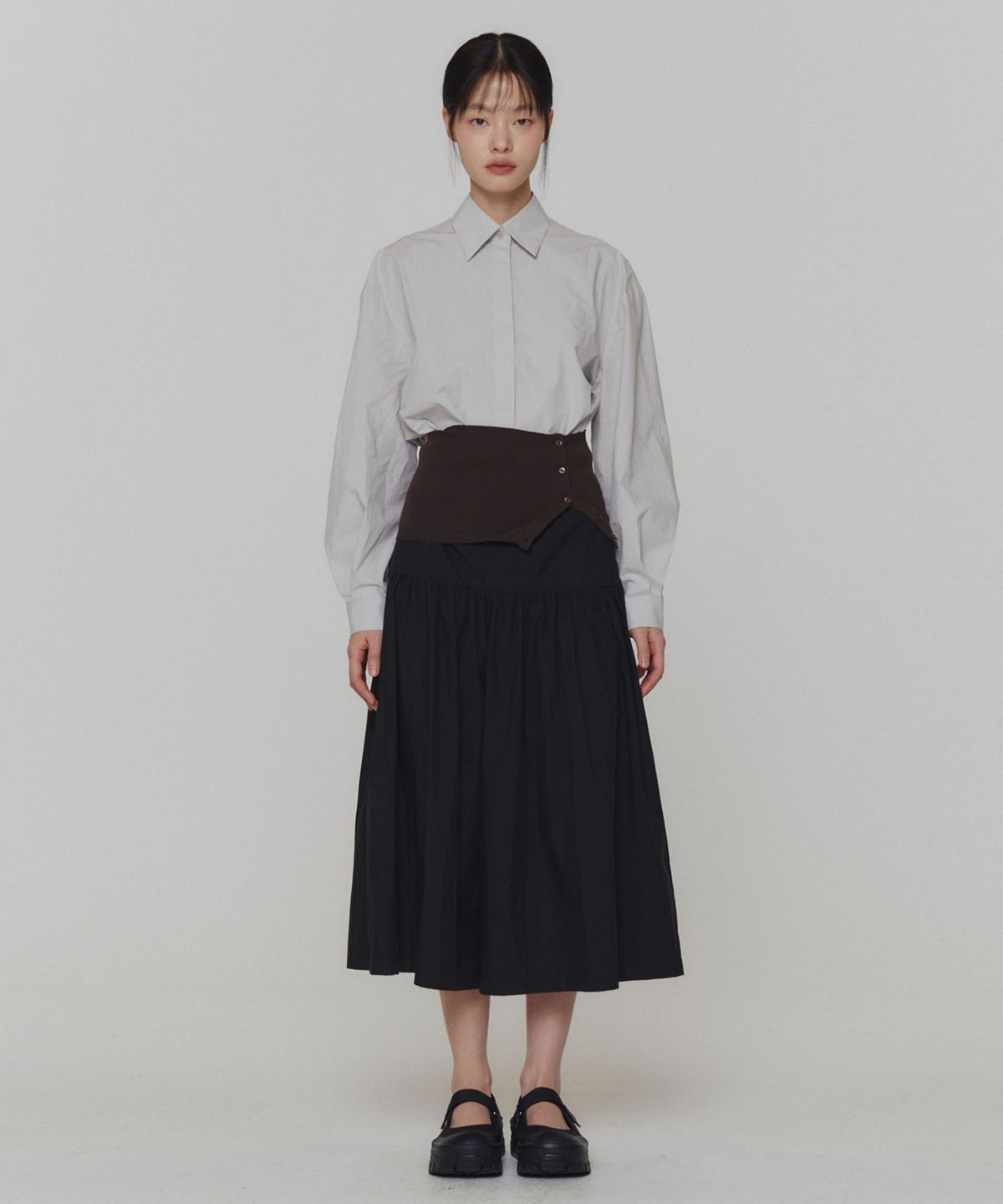 아모멘토(AMOMENTO) CROP BUTTON CARDIGAN SET_DARK BROWN