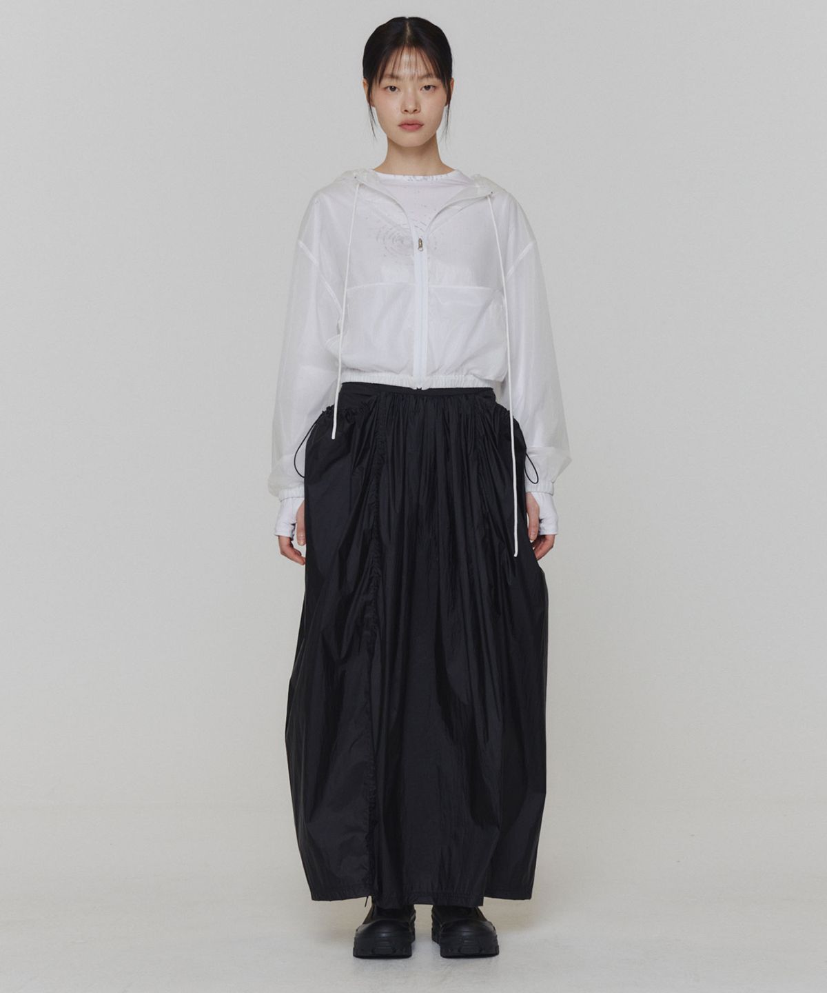 아모멘토(AMOMENTO) PRINTED ROUND LONG SLEEVE T-SHIRT_WHITE