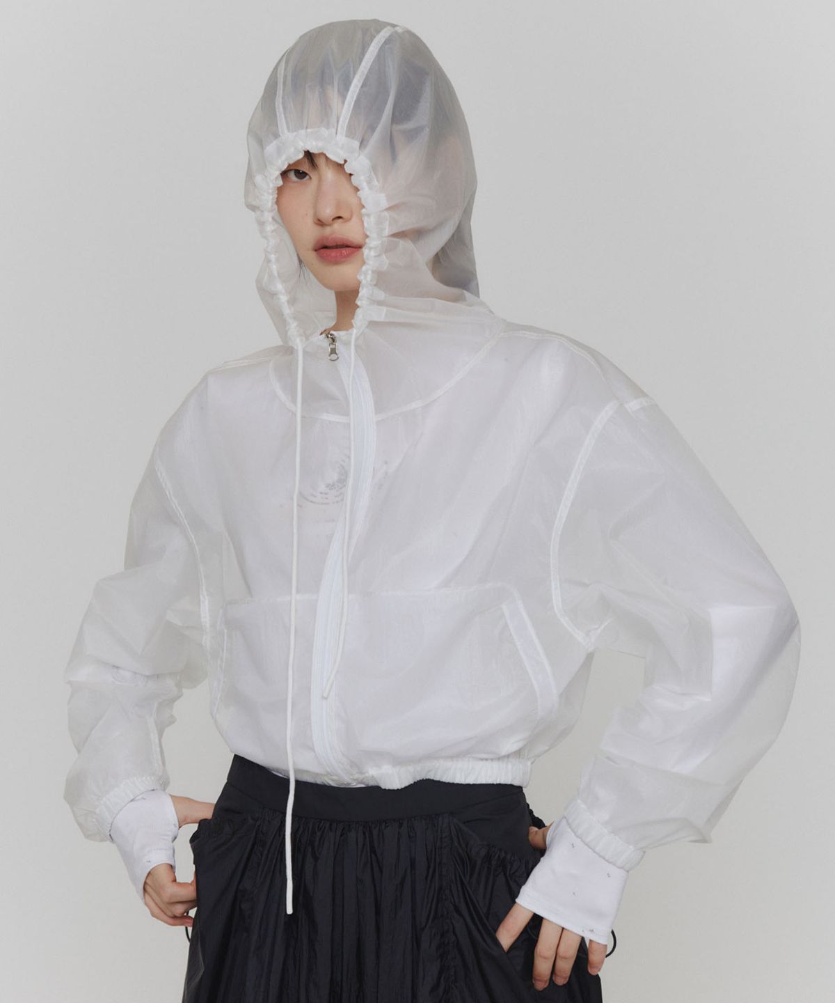 아모멘토(AMOMENTO) PRINTED ROUND LONG SLEEVE T-SHIRT_WHITE