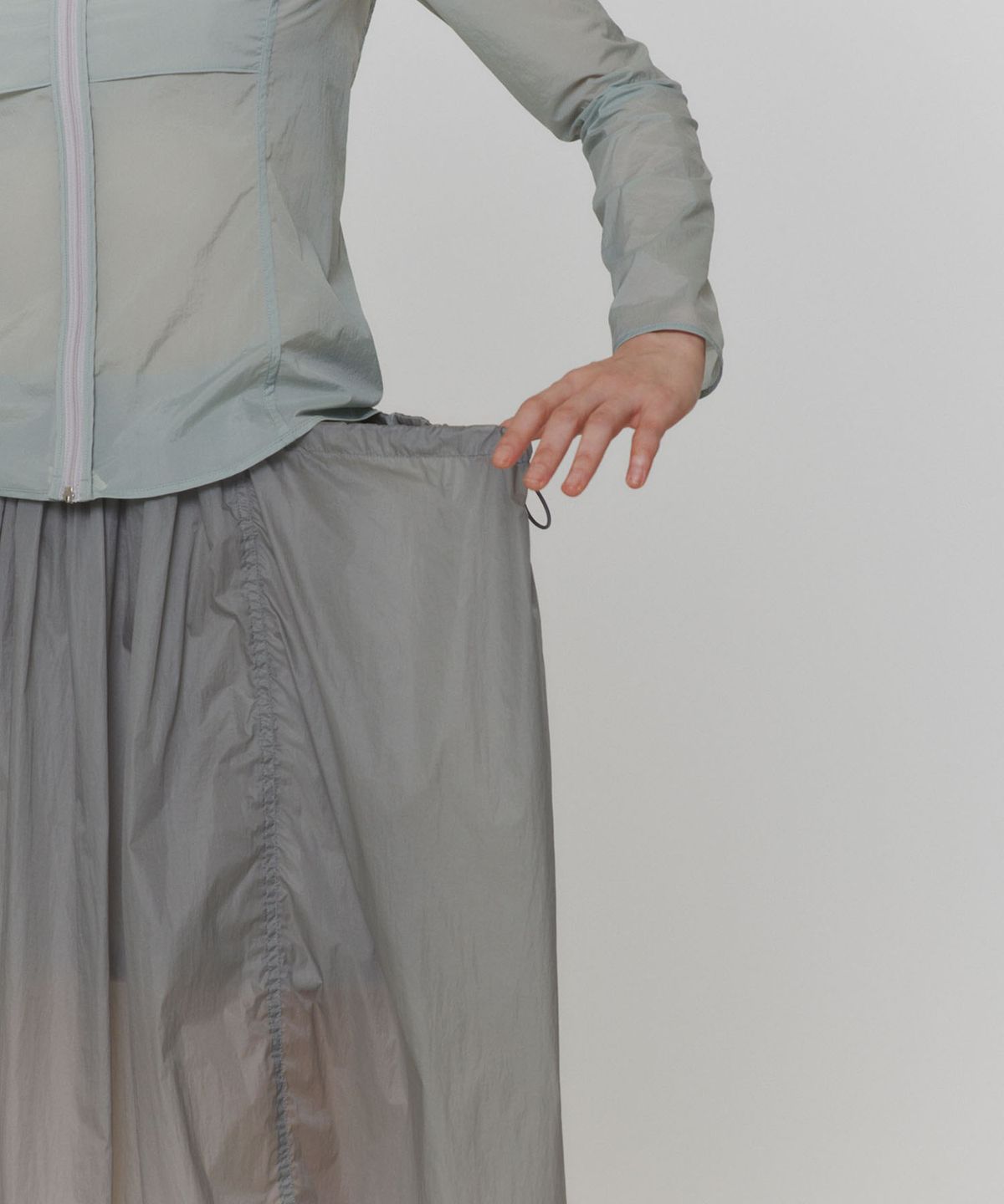 아모멘토(AMOMENTO) LAYERED SHIRRING SKIRT_GREY
