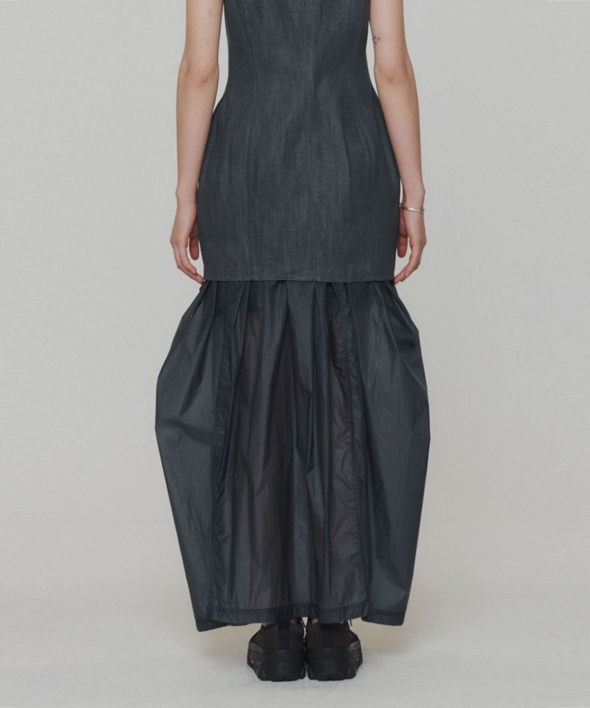 아모멘토(AMOMENTO) LAYERED SHIRRING SKIRT_NAVY