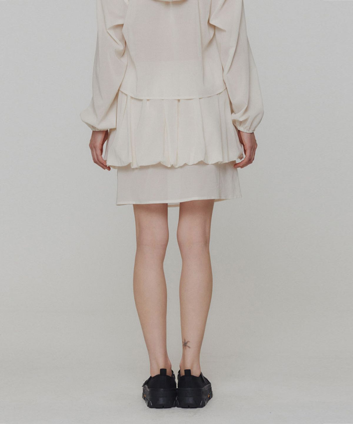 아모멘토(AMOMENTO) SHEER LAYERED SKIRT_IVORY