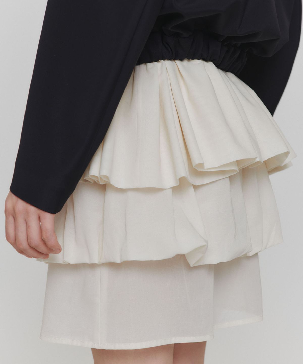 아모멘토(AMOMENTO) SHEER LAYERED SKIRT_IVORY