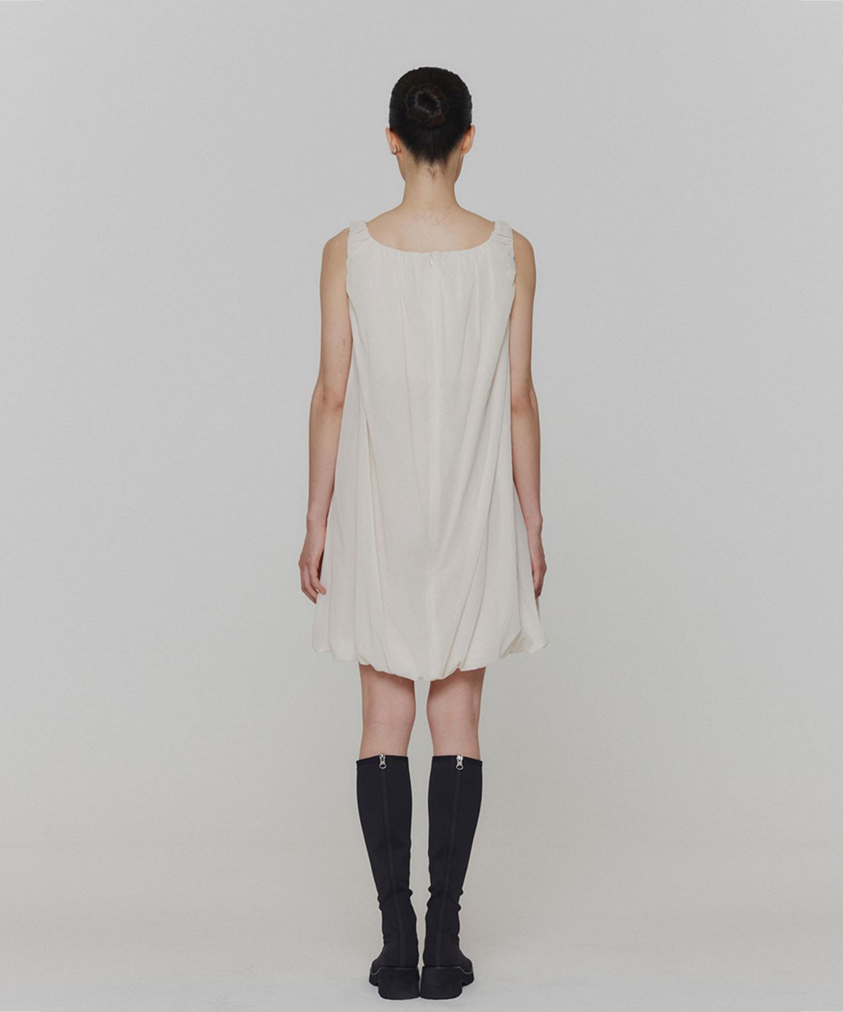 아모멘토(AMOMENTO) SHEER VOLUME MINI DRESS_IVORY