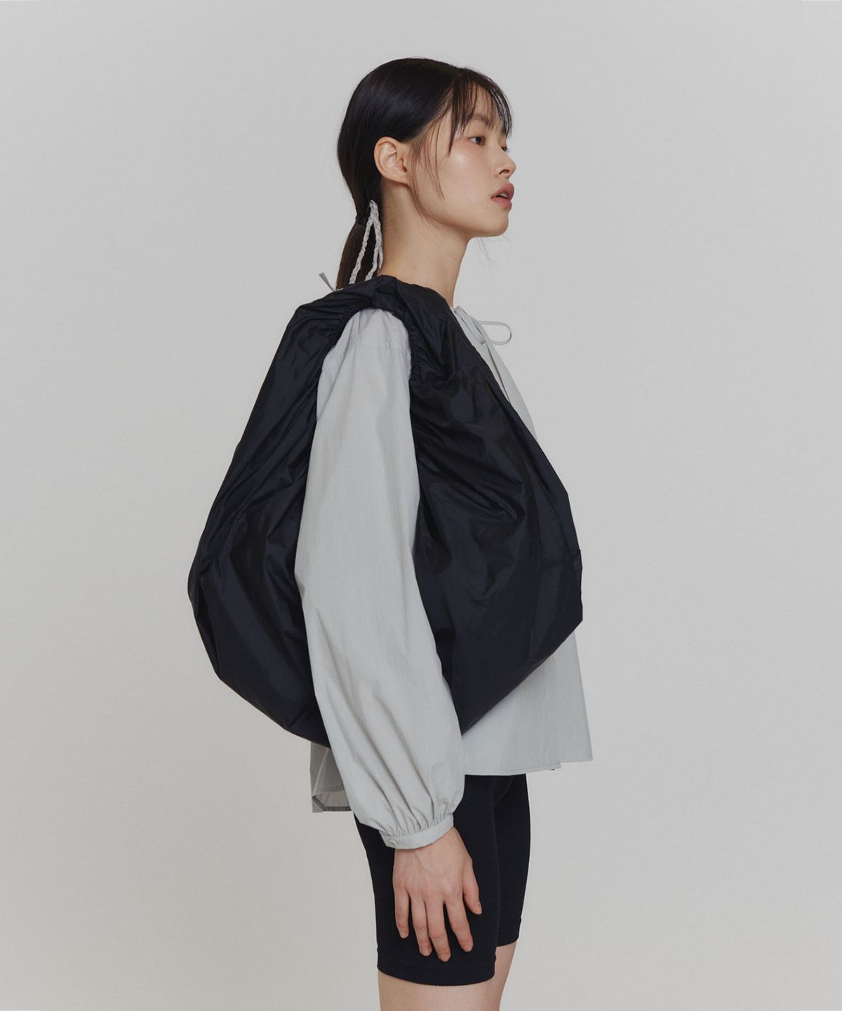 아모멘토(AMOMENTO) SHIRRING TOTE BAG_BLACK