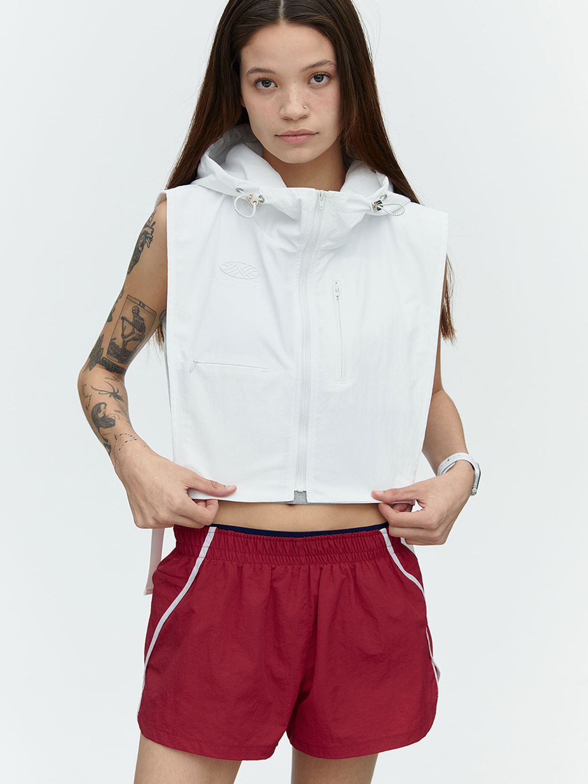 미나수(MENASOO) RUNNING TRACK NYLON SHORTS_RED