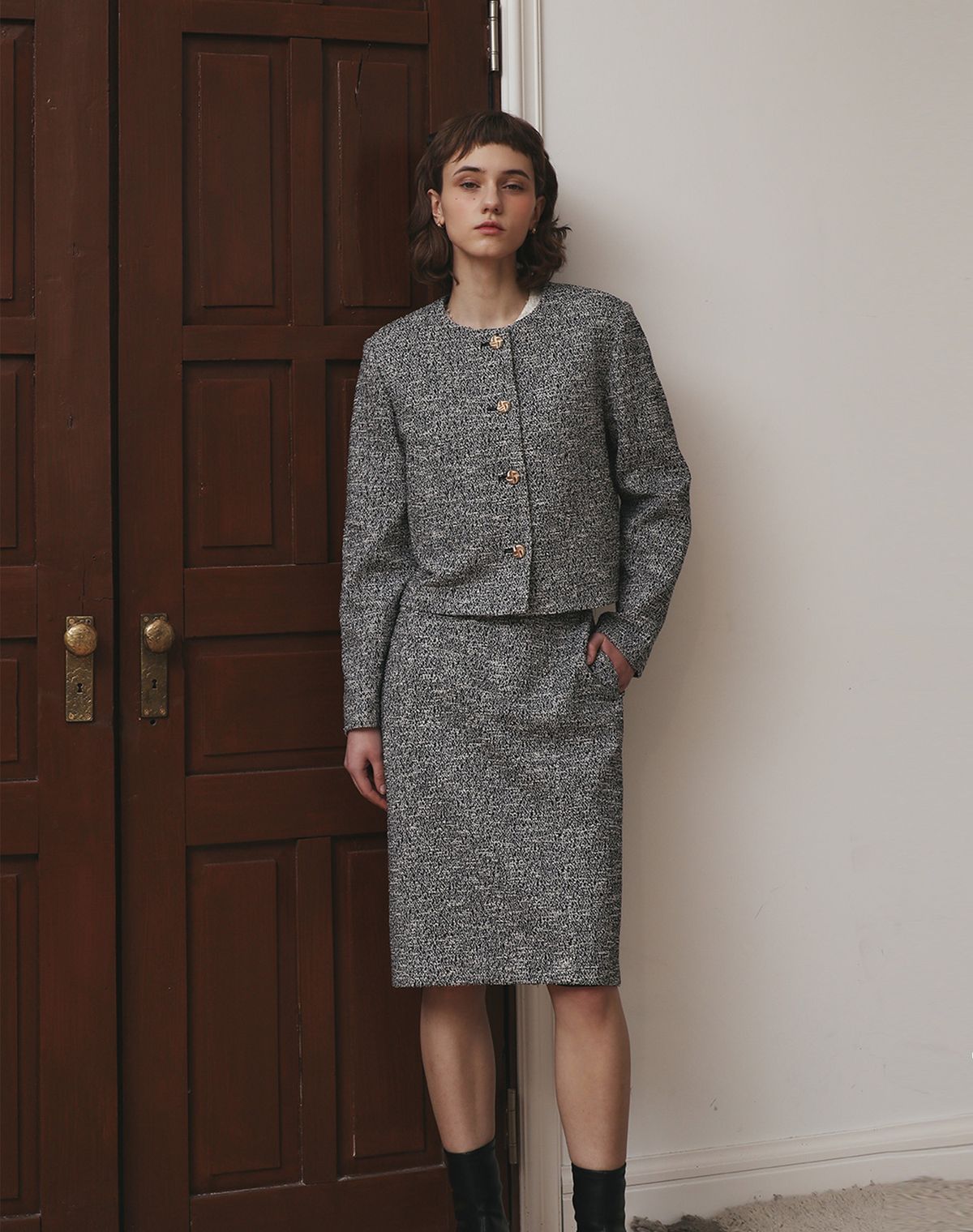 지에마르(GIEMAR) ROMANTIC HLINE SKIRT BLACK