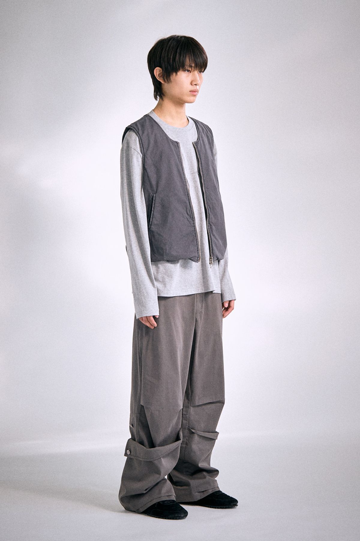 해칭룸(HATCHINGROOM) VTG Layering Vest Dyed Grey