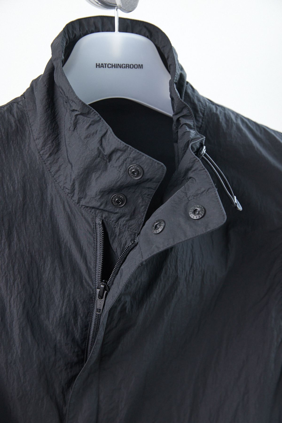 해칭룸(HATCHINGROOM) String Vest Black